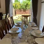 Beautiful 4 Bedroom Luxurious House Ferienhaus
