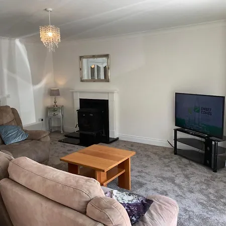 Beautiful 4 Bedroom Luxurious House Kenmare