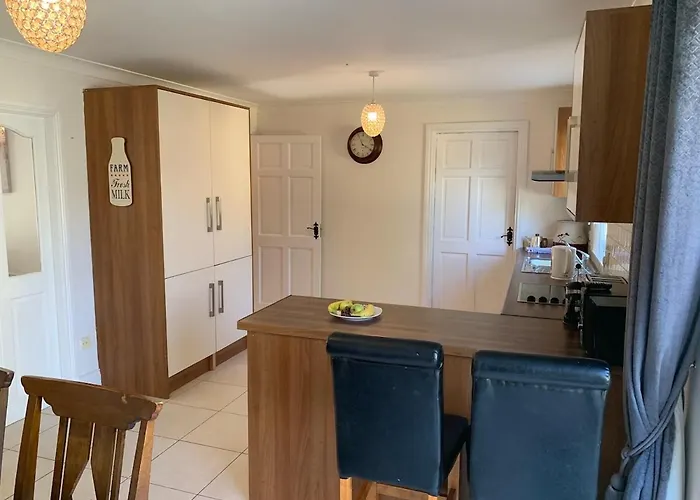 Сasa de vacaciones Beautiful 4 Bedroom Luxurious House *