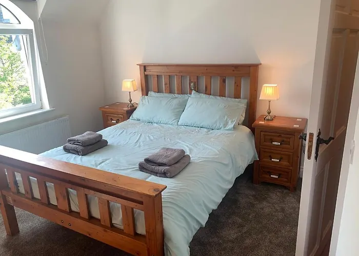 Сasa de vacaciones Beautiful 4 Bedroom Luxurious House *