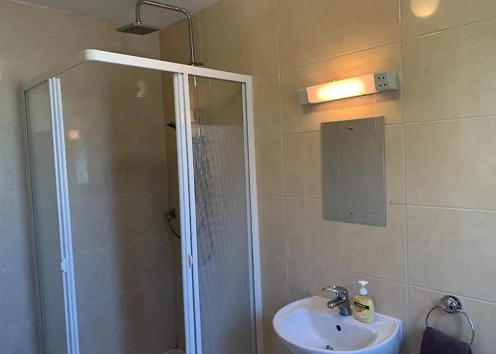 Beautiful 4 Bedroom Luxurious House Kenmare